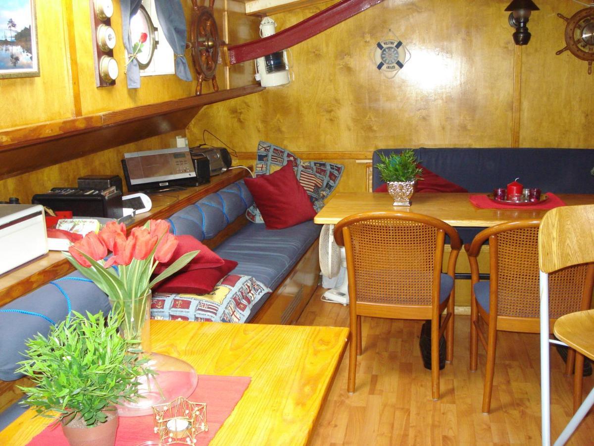 Spes Mea Hotel Groningen Bagian luar foto